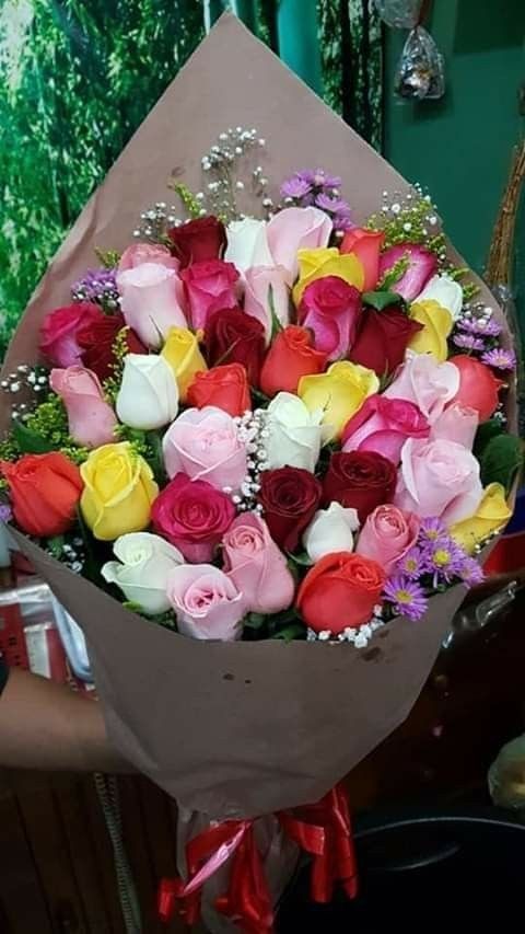 Color Carnival Rose Bouquet